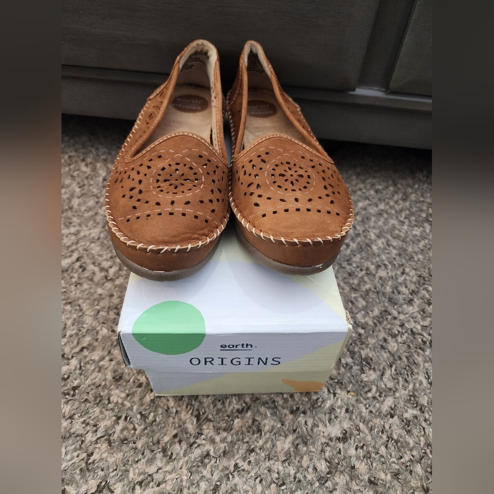 Earth Origins Women's Tan Perforated Slip-On Loafers